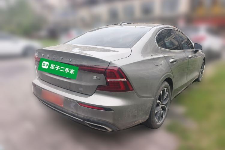 Used Volvo S60 2022 B4 Zhiyi Luxury Edition