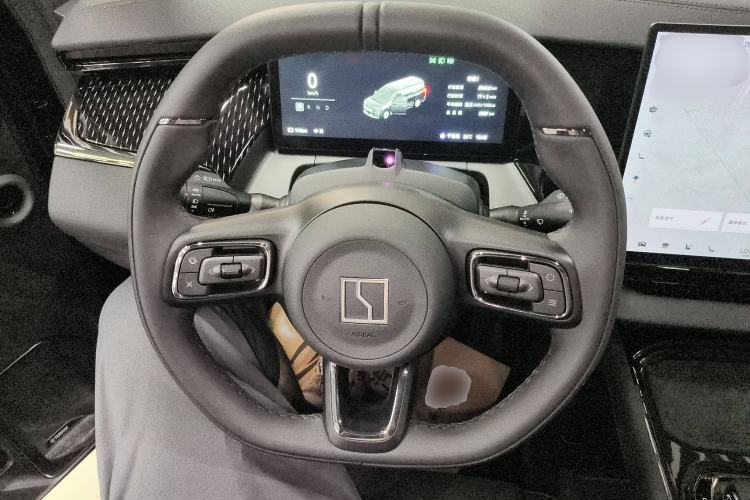 Used Zeekr 009 2024 7-Seater Aisle Version 108 kWh