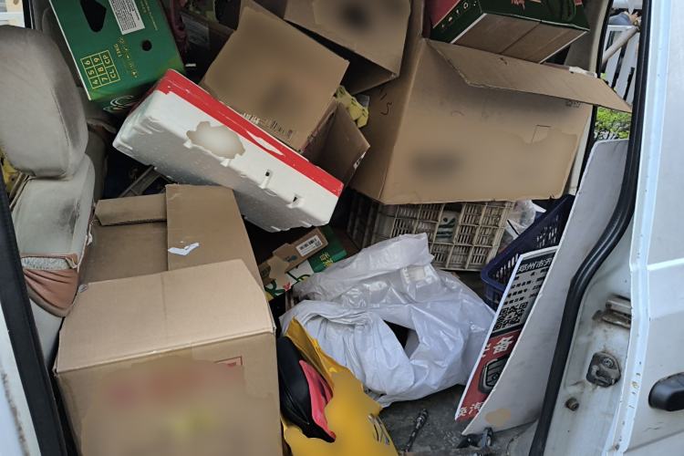 Used Wuling Rongguang V 2015 1.2L Practical Model
