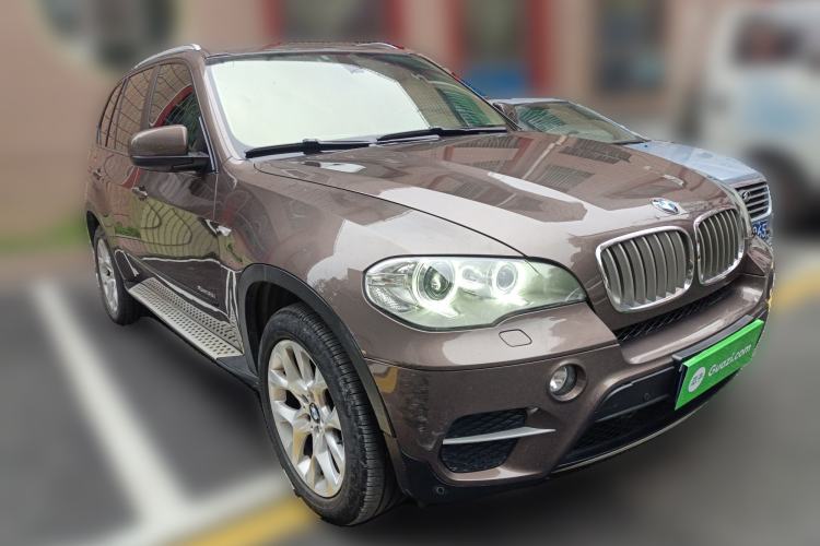 Used BMW X5 2011 xDrive35i Luxury Model
