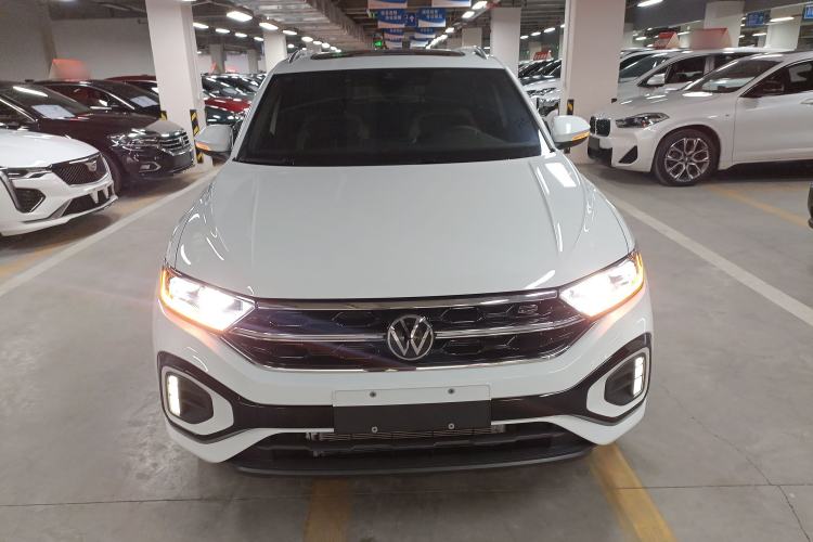 Used Volkswagen T-ROC 2025 Facelift Model 2 300TSI DSG Two-Wheel Drive Chenguang Edition Front