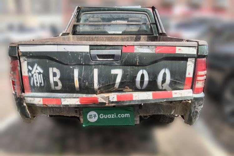 Used Isuzu Pickup 2015 2.8T Four-Wheel Drive 4JB1CT Rear