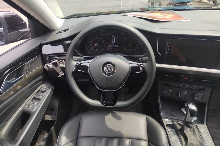 Used Volkswagen Passat 2019 280TSI Business Edition China VI Steering Wheel