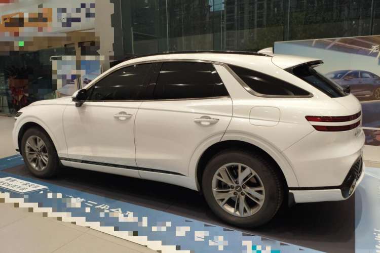 Used Genesis GV70 2023 2.5T Two-Wheel Drive Luxury Edition