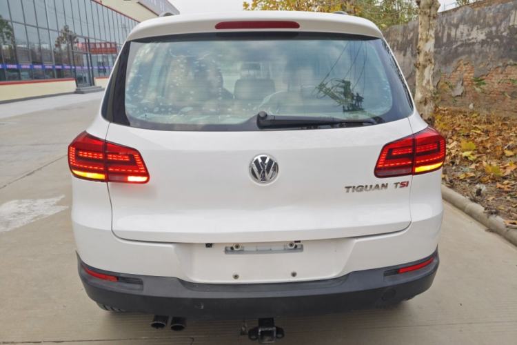 Used Volkswagen Tiguan 2015 1.8TSI Manual Two-Wheel Drive Fashion Edition Rear