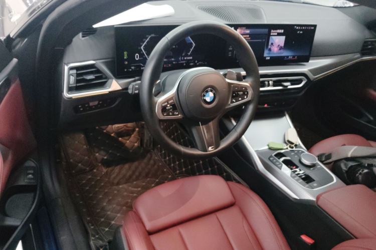 Used BMW 4 Series 2023 425i M Sport Night Edition Center Console