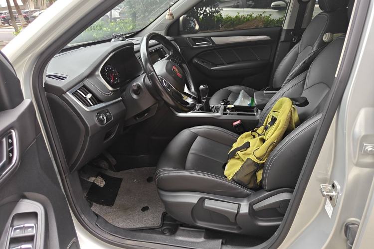 Used Roewe RX5 2020 20T Manual 4G Connect Million Edition
