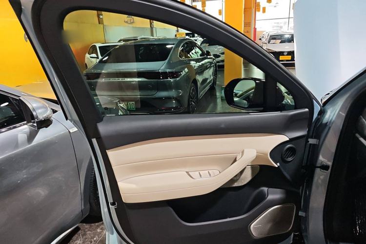 Used Nio ES6 2025 75 kWh
