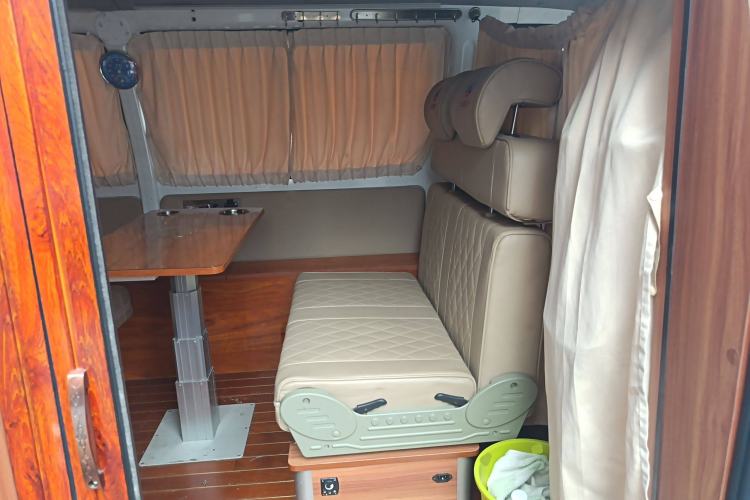 Used Jinbei Hiace King 2021 2.0L City Transport King Series Comfortable High-Roof 6-Seater 1TZS