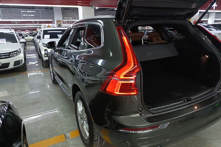 Used Volvo XC60 2021 T5 4x4 Smart Luxury Edition
