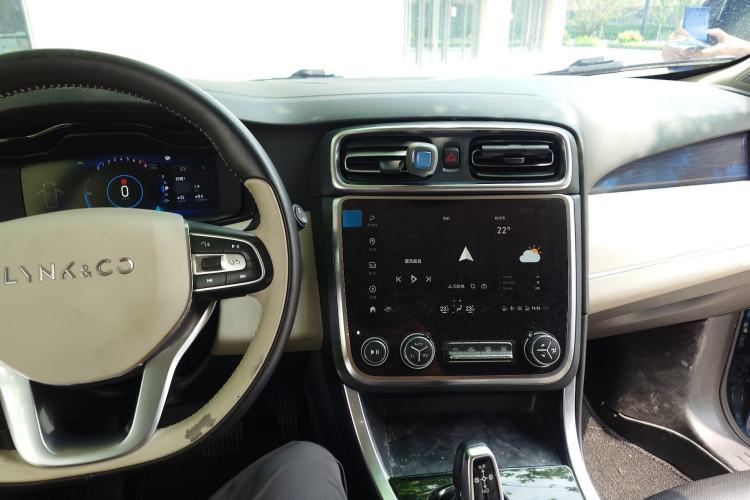 Used Lynk & Co 01 2019 2.0T Two-Wheel Drive Zhaopu Version China VI Standard
