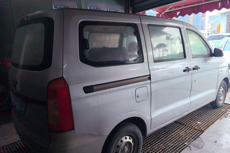 Used Wuling Hongguang V 2019 1.5L Jingqu Version China VI LAR Rear Right 45 Deg