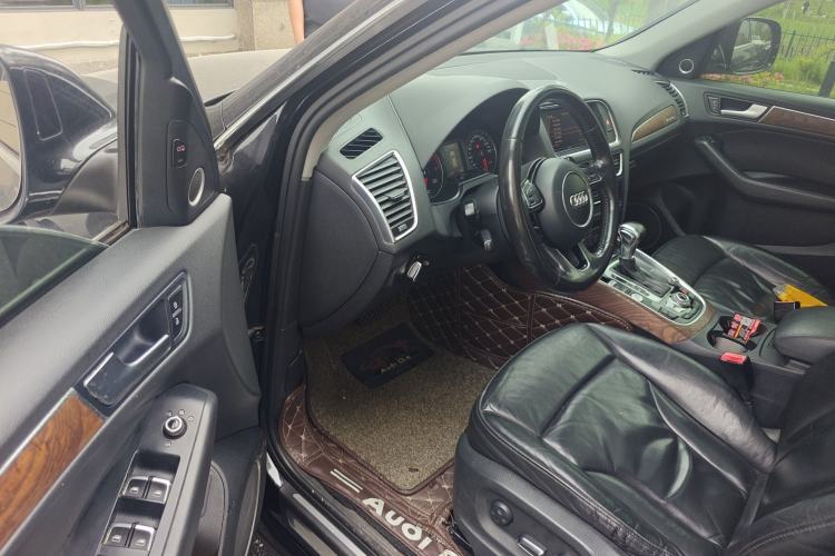 Used Audi Q5 2013 40 TFSI Comfort Edition Driver Seat