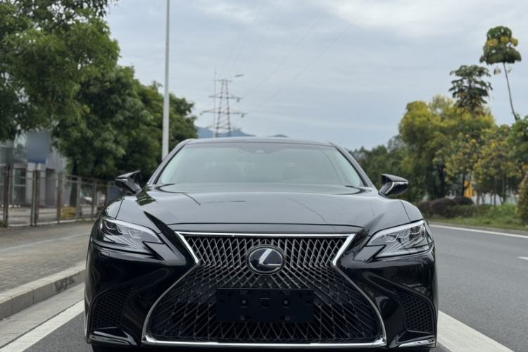 Used Lexus LS 2020 500h Excellence Edition China VI standard
