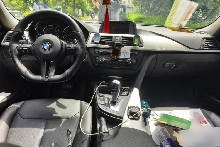 Used BMW 3 Series 2015 320i Luxury Line Stylish Edition