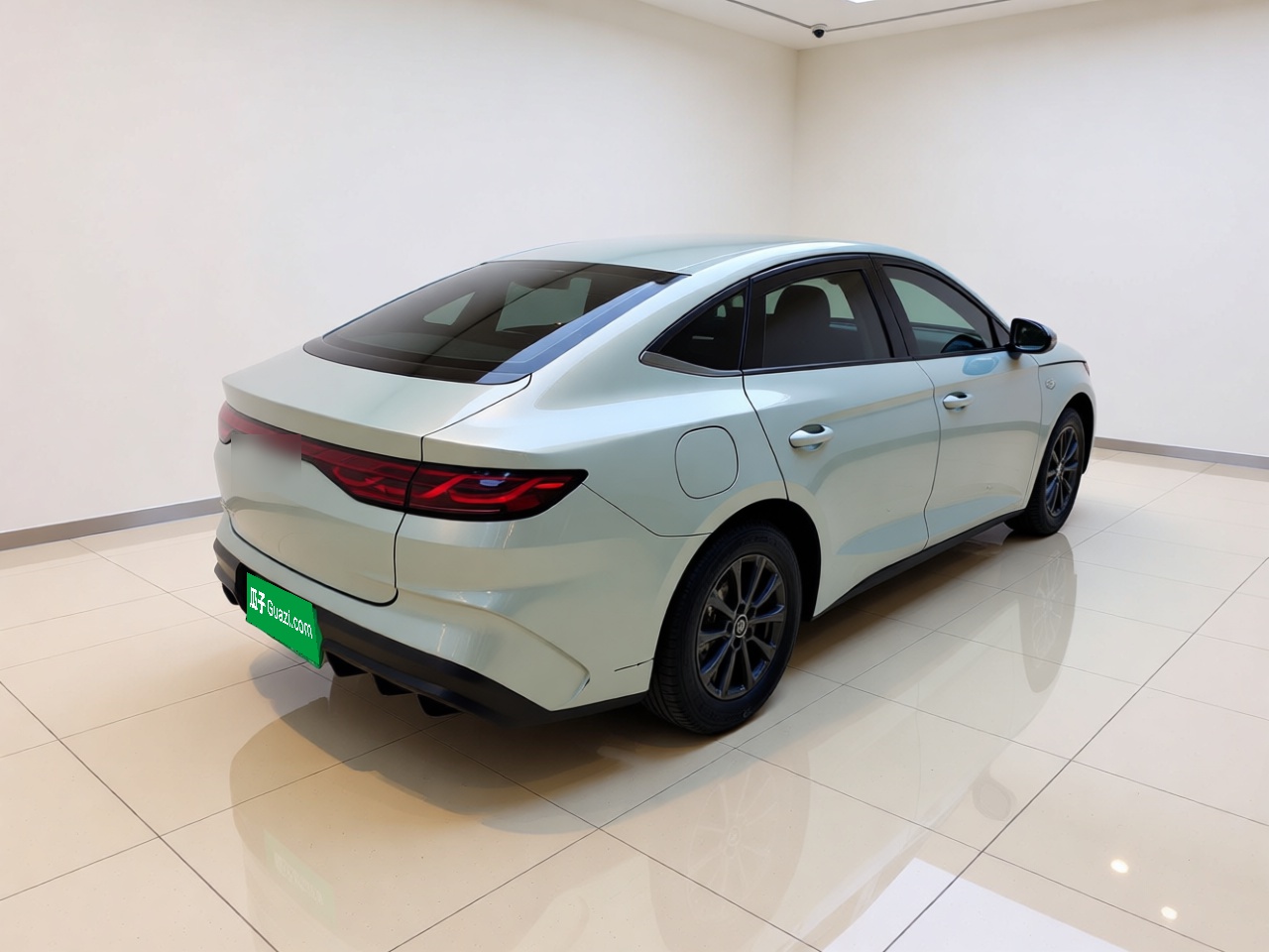 BYD Qin L 2024 DM-i 80KM Leading Model — снимка 6