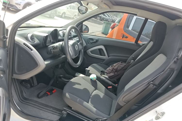 Used smart fortwo 2015 1.0 MHD Comfort Travel Edition Left Rear Seat