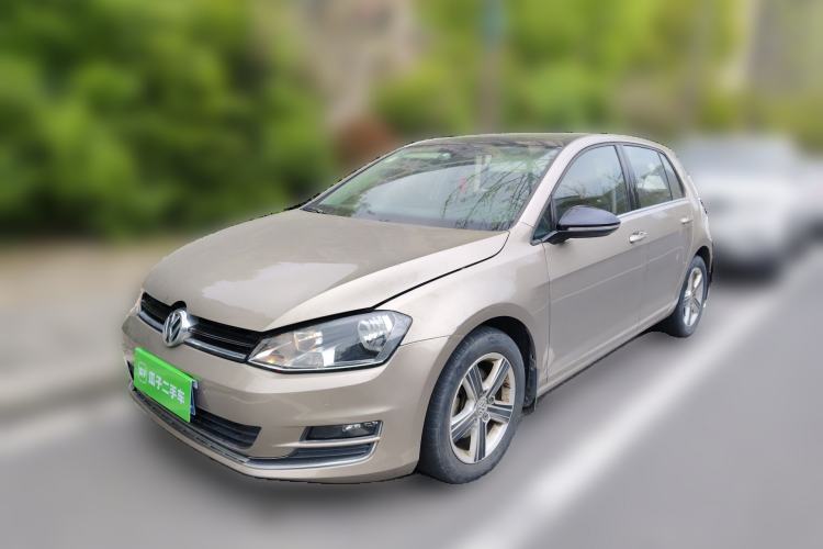 Used Volkswagen Golf 2017 1.6L Automatic Comfort Million-Vehicle Anniversary Edition