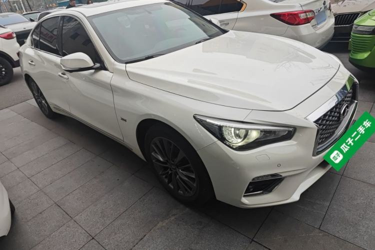 Used Infiniti Q50L 2018 2.0T Enjoyment Version China VI Standard
