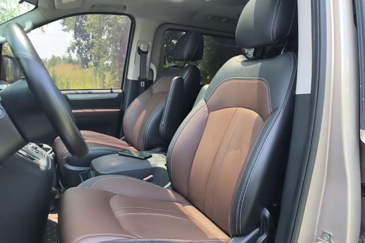 Used SAIC MAXUS G10 2014 2.0T Automatic Executive Edition