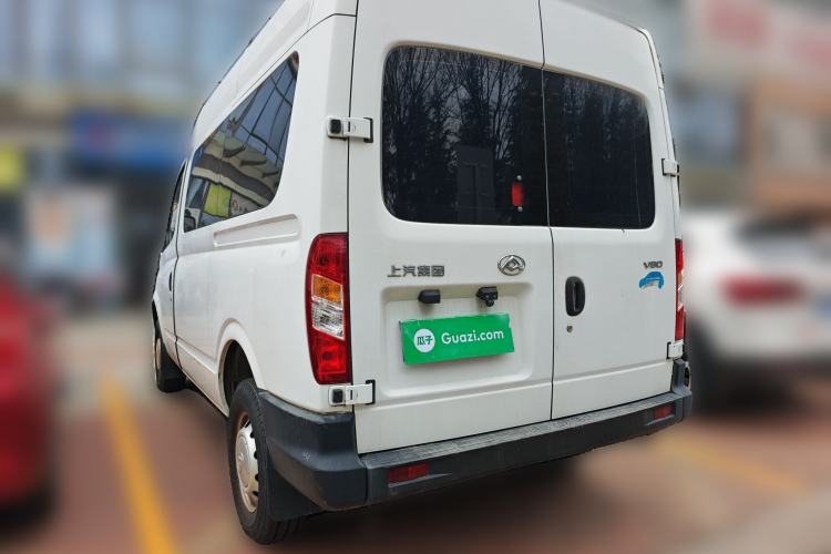 Used SAIC MAXUS Xintu V80 2019 2.5T Classic Edition 6-Speed Manual – Aoyuntong Modified Version Short Wheelbase Mid-Height Roof 5/6 Seats
