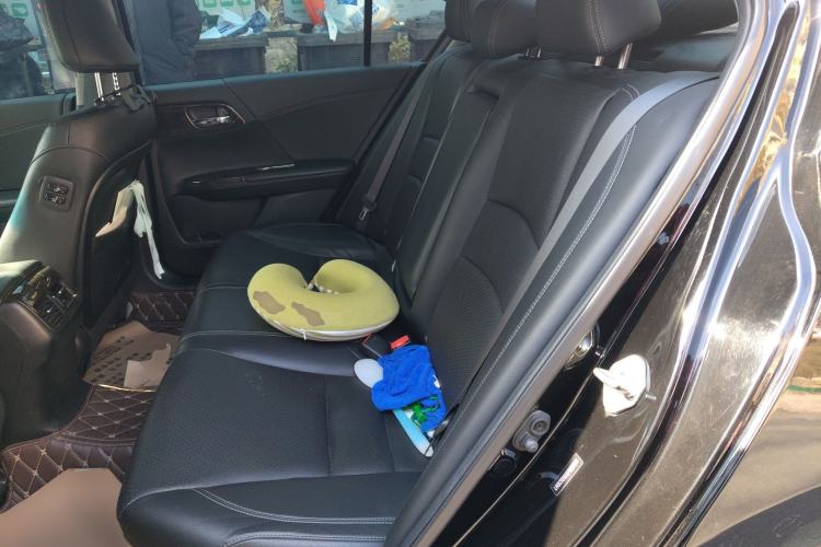 Used Honda Accord 2015 2.4L EX Luxury Edition Left Rear Seat