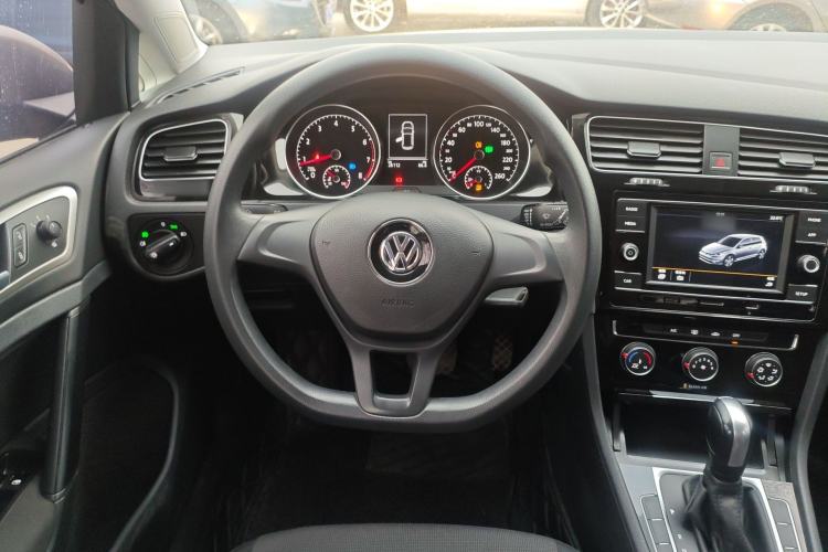 Used Volkswagen Golf 2019 1.6L Automatic Fashion Model China V Standard