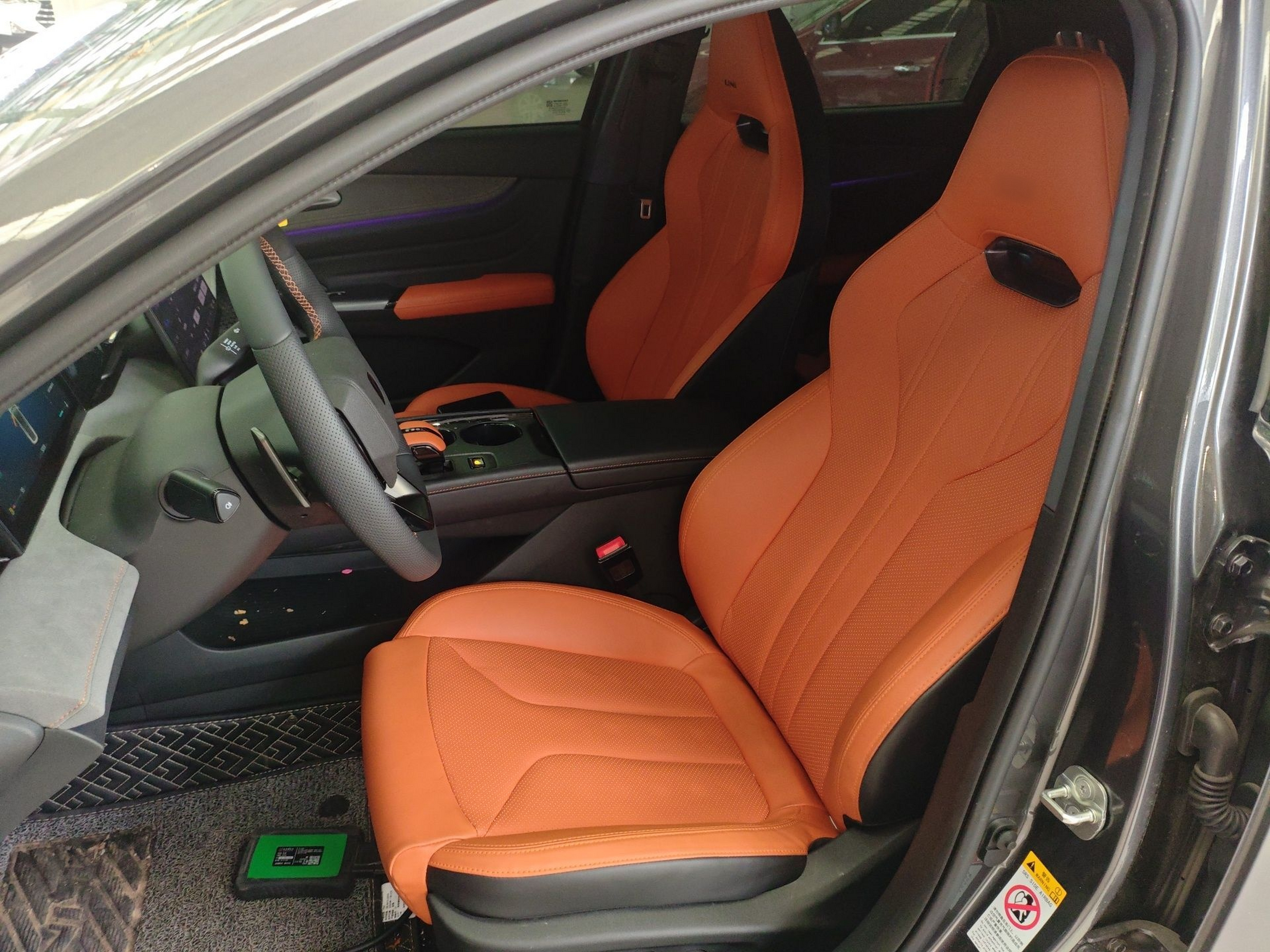 Interior delantero