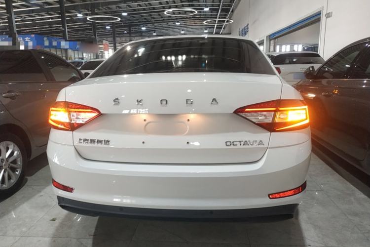 Used Skoda Octavia 2021 1.5L Automatic Comfort Edition
