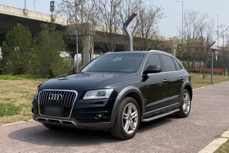 Used Audi Q5 2018 Collector's Edition 40 TFSI Technology Model