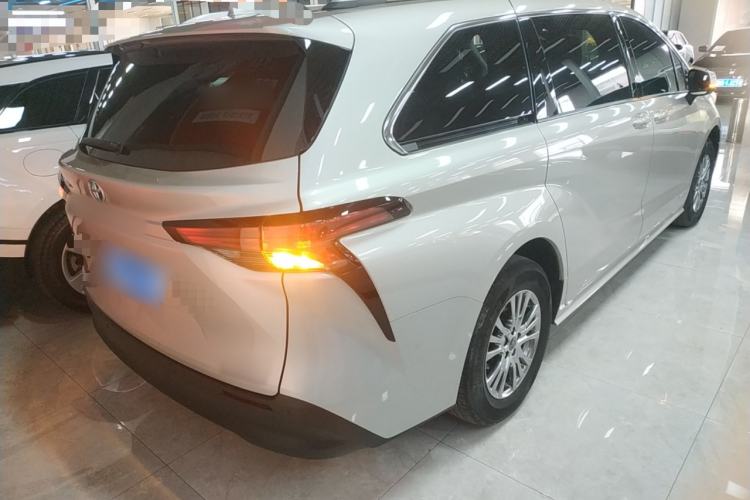 Used Toyota SIENNA 2021 2.5L Hybrid Comfort Edition Rear Right 45 Deg