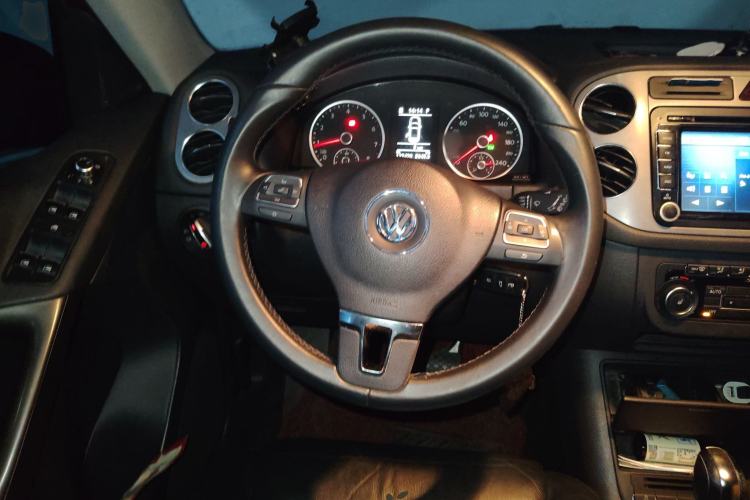 Used Volkswagen Tiguan 2012 1.8TSI Automatic All-Wheel Drive Elite Edition Steering Wheel
