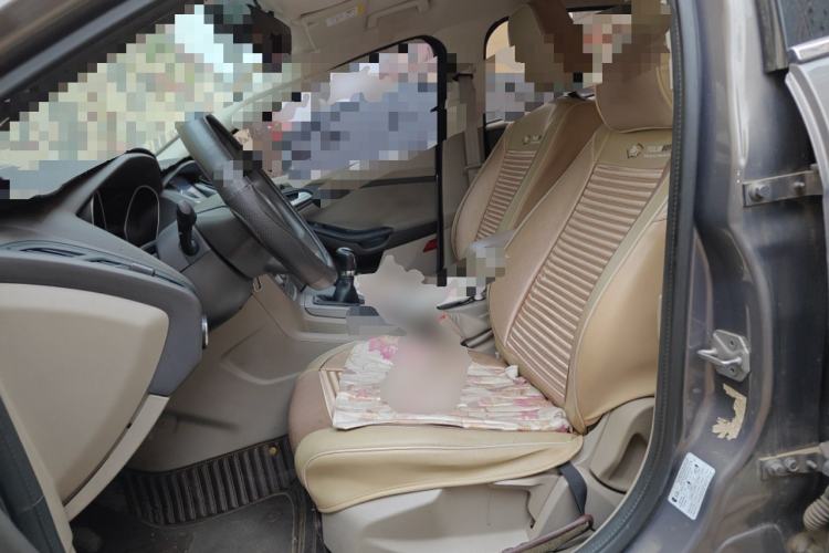 Used Ford Focus 2012 Sedan 1.6L Manual Comfort Model Left Front Seat