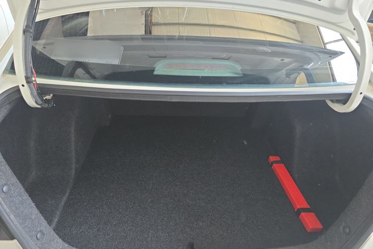 Used Chevrolet Cavalier 2016 1.5L Automatic Xinyue Edition Trunk