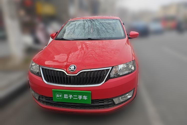 Used Skoda Rapid Spaceback 2014 1.6L Manual Enjoyment Edition
