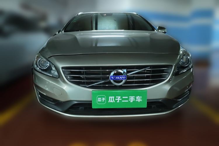Used Volvo V60 2015 T5 Zhiya Edition