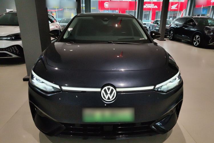 Used Volkswagen ID.7 VIZZION 2024 AIR model Front