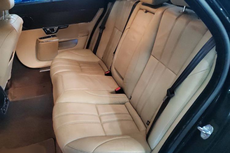 Used Jaguar XJ 2014 XJL 2.0T Two-Wheel-Drive Elegant Business Edition