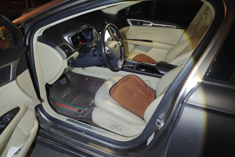 Used Ford Mondeo 2013 2.0L GTDi 200 Luxury Model
