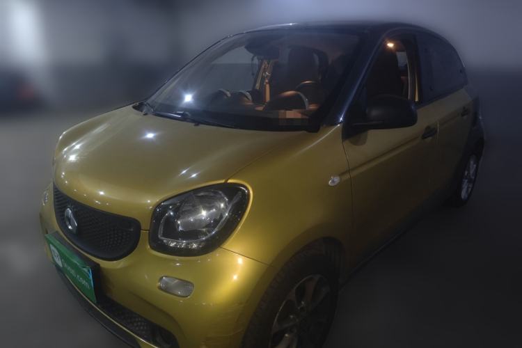 Used smart forfour 2018 1.0L 52 kW Dynamic Edition
