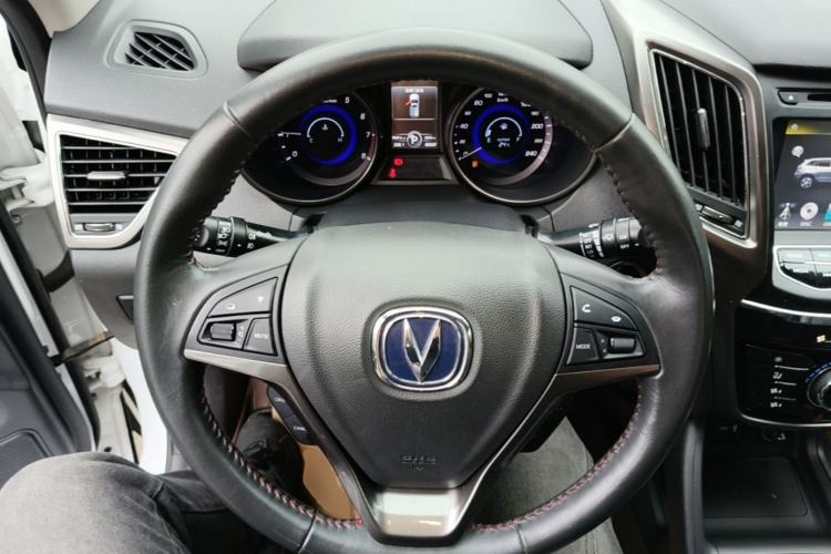 Used CHANGAN CS75 2014 1.8T Automatic Elite Model China IV Standard Steering Wheel