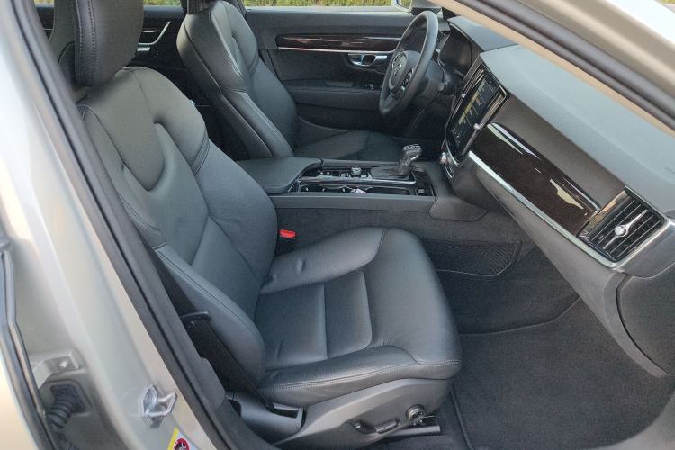 Used Volvo S90 2017 T5 Zhiyuan Edition
