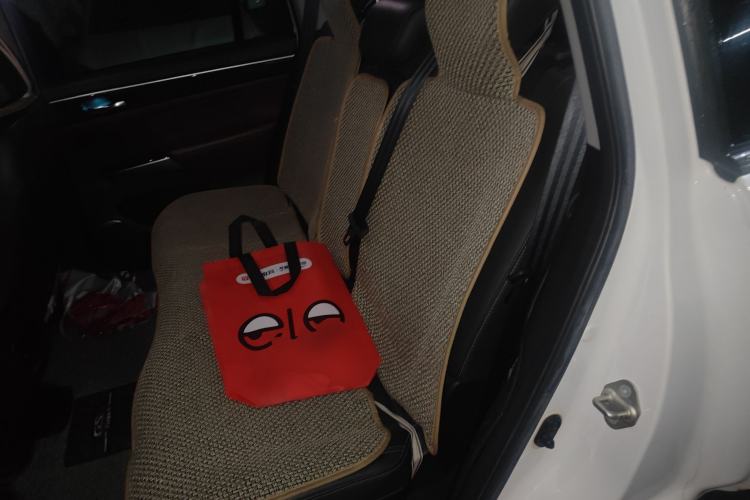 Used GAC Trumpchi GS8 2017 320T Two-Wheel Drive Luxury Smart Connectivity Version (7 Seats)
