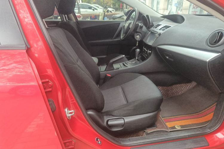 Used Mazda Mazda 3 2013 Hatchback 1.6L Automatic Elite Model
