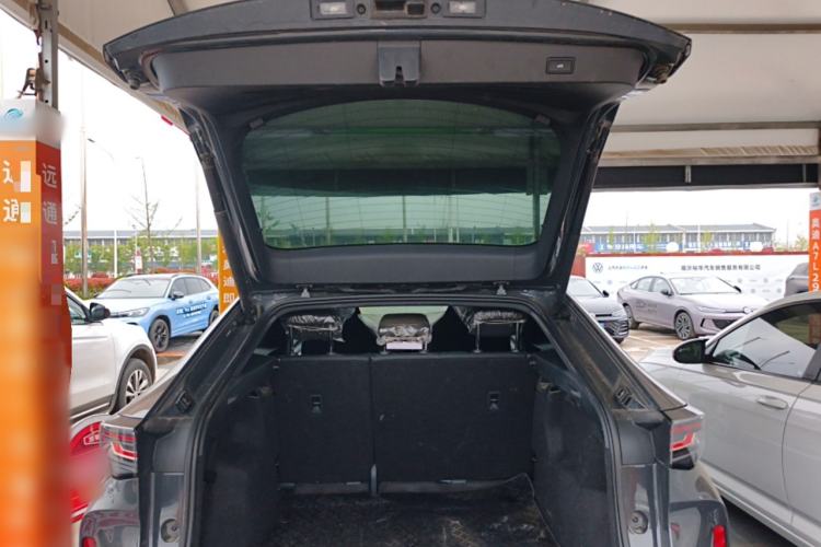 Used Volkswagen ID.UNYX 2024 Revised Pro Long-Range Version Trunk