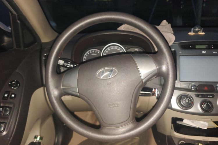 Used Hyundai Celesta 2011 1.6L Manual Comfort Edition