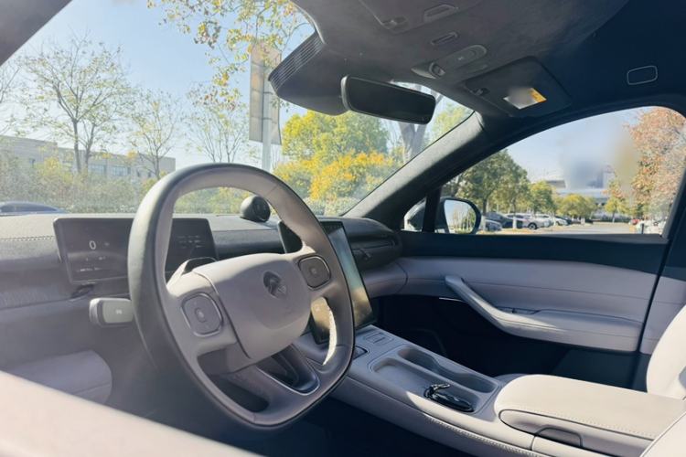 Used Nio EC6 2023 75 kWh