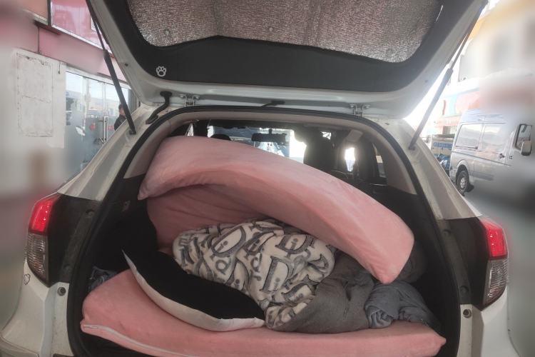 Used Honda Vezel 2020 220 TURBO CVT Elite Edition Trunk