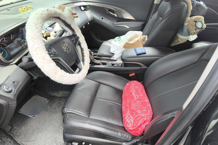 Used Buick LaCrosse 2013 2.0T SIDI Elite Tech Version Left Front Seat