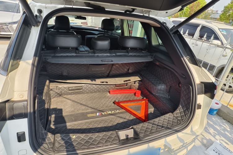 Used Venucia Star 2020 260T Automatic 48V Mild Hybrid Turbocharged Starry Edition